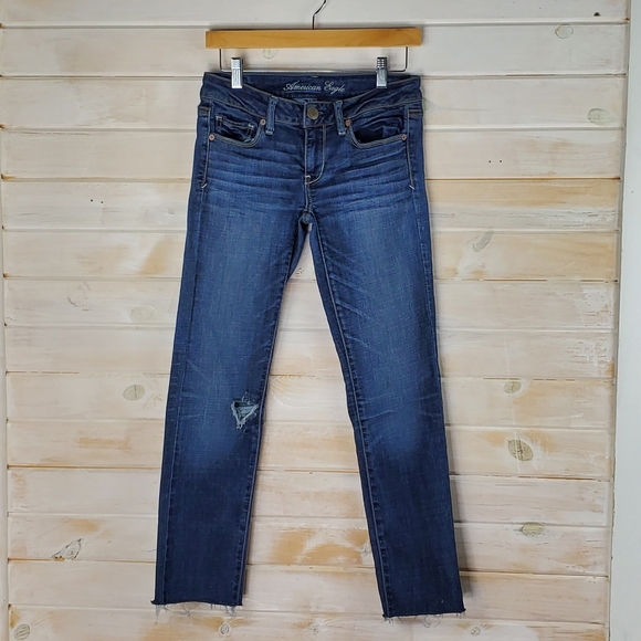 American Eagle Outfitters Denim - American Eagle Jeans Skinny Distressed 4/$25